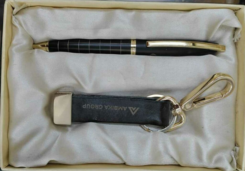 Pen with keyring